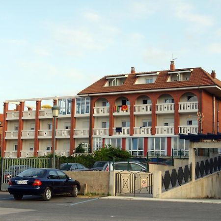 Hotel Torre Cristina Noja Luaran gambar