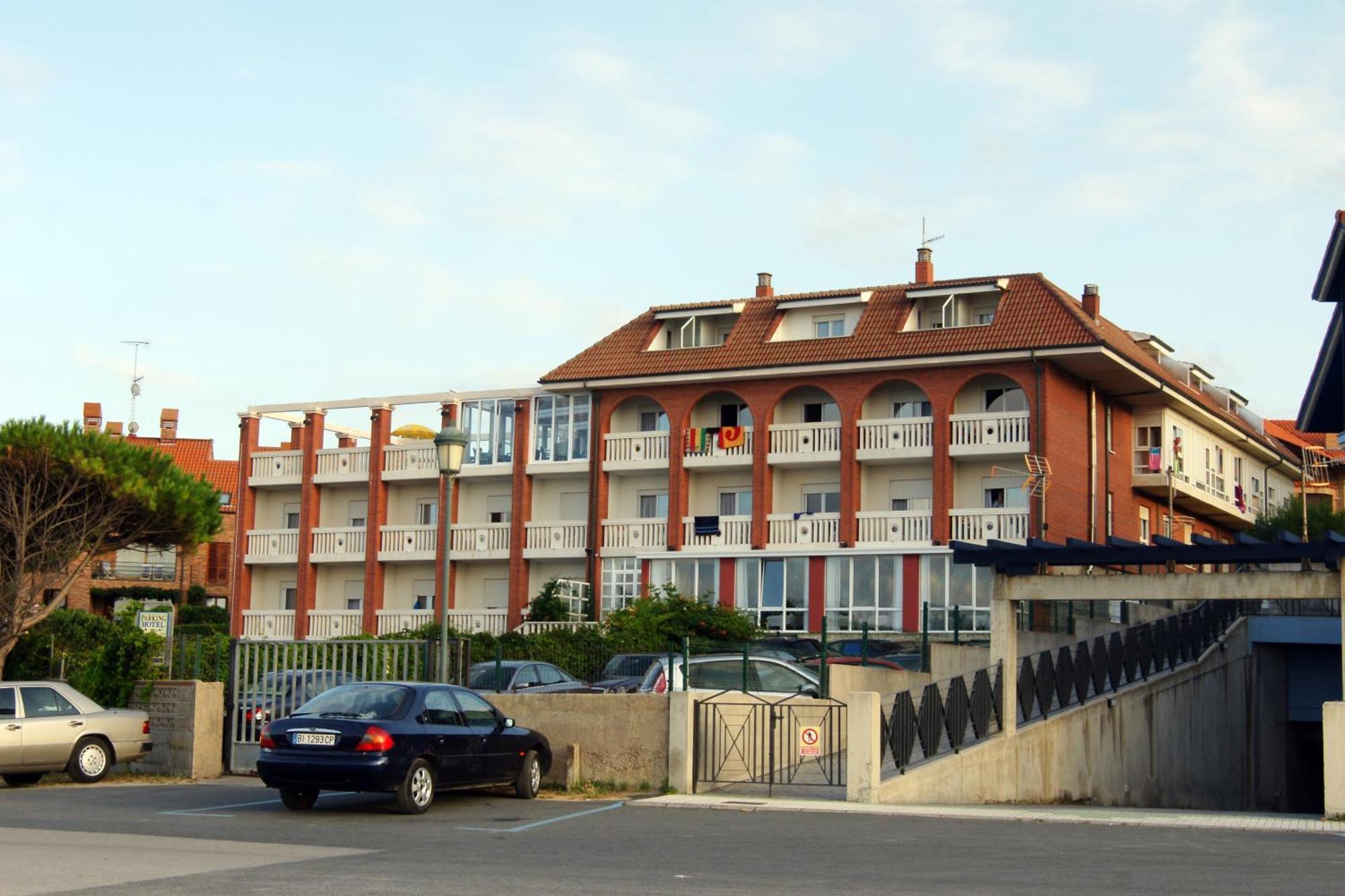 Hotel Torre Cristina Noja Luaran gambar