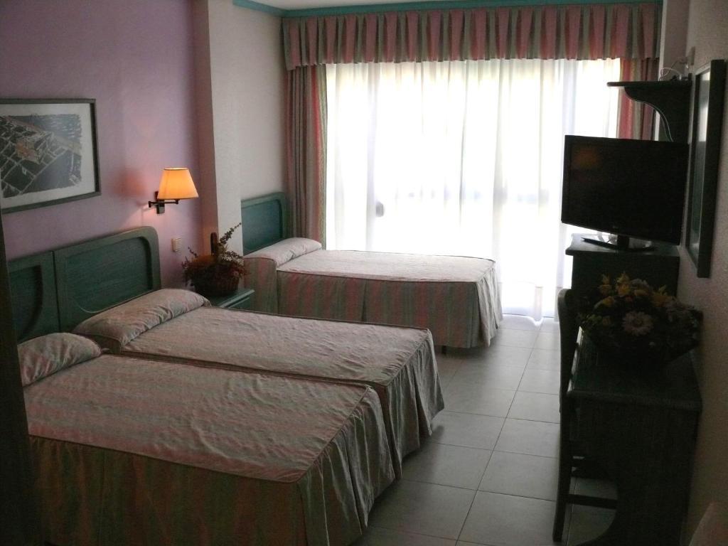 Hotel Torre Cristina Noja Bilik gambar